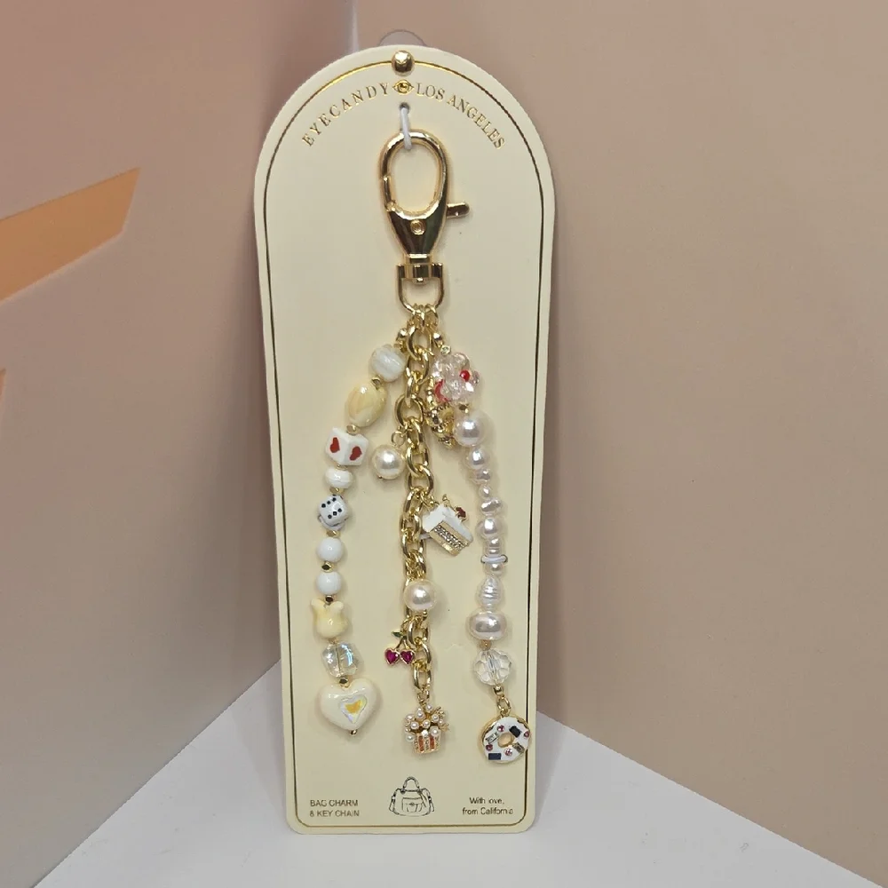 🤍▪️Eyecandy ▪️ Snacks /Food Pearl & Charm Keychain Bag Charm - White/Gold